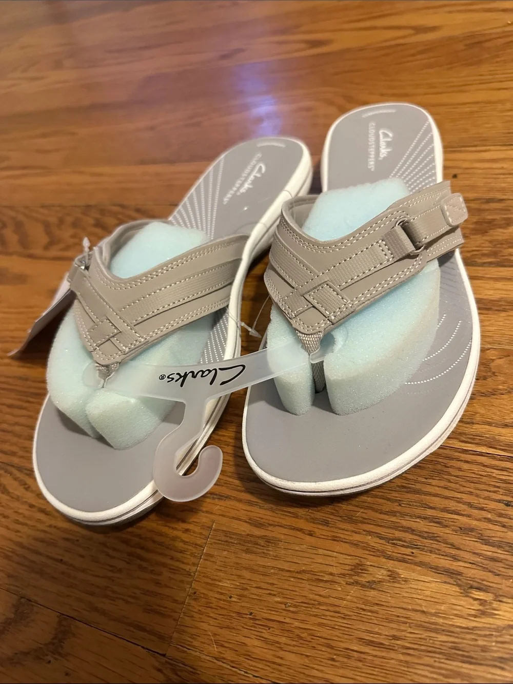Clarks Women's Gray/Beige Slide Sandals with Grey Footbed - Picture 5 of 5